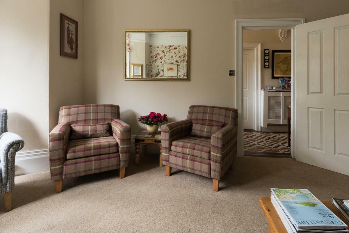 Cliftons Guest House Truro Exterior photo
